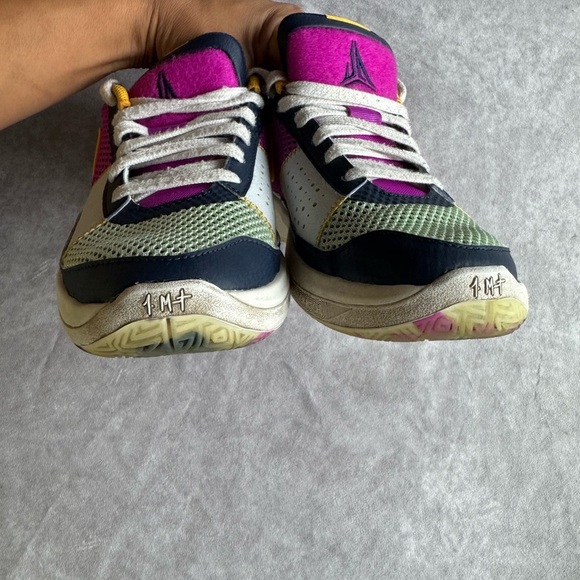 Nike Ja 1 SE Camp Ja Big Kids' Basketball Shoes - Picture 6 of 9